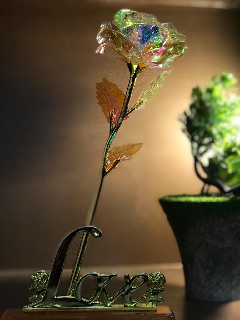 24K Almunium Foil Plated Gold Rose, Glided Gold Crystal Artificial Rose, Plastic Colorful Rose With Love Shape Base for Valentine's Day 24K Almunium Foil Plated Gold Rose, Glided Gold Crystal Artificial Rose, Plastic Colorful Rose With Love Shape Base for Valentine's Day